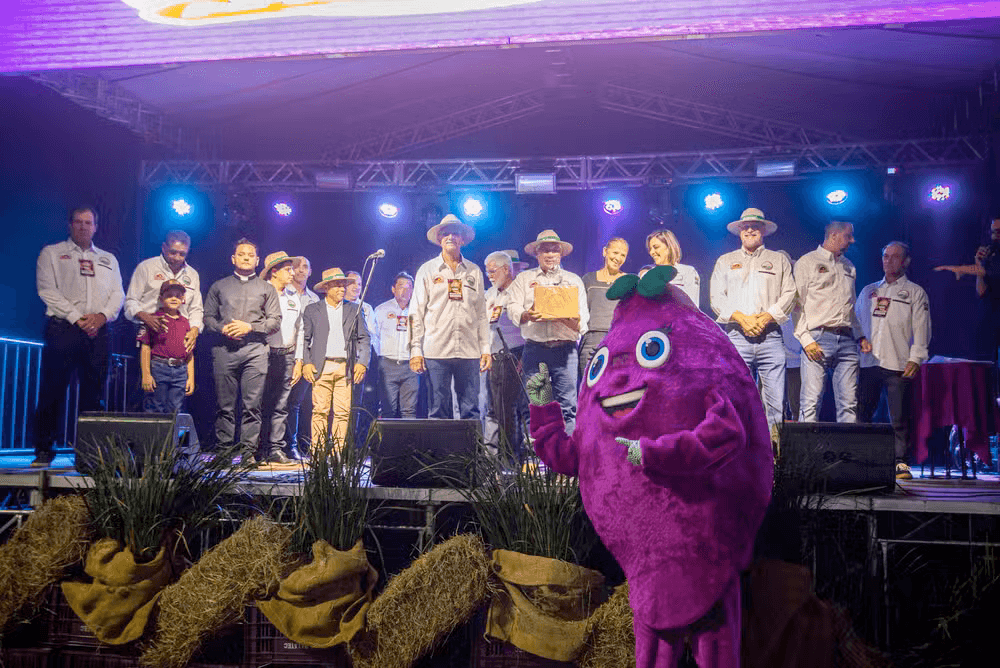 Celebração de 50 anos da festa da colheita